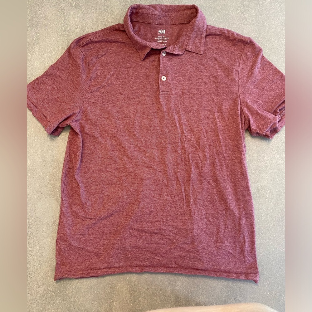 H & M men’s polo shirt / size large